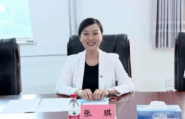 清华女博士的最新近况，学术成就与个人风采